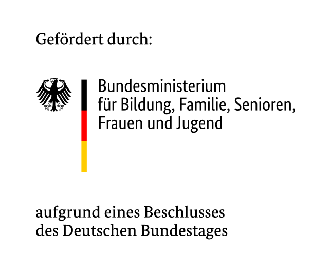 Text: Gefördert durch das Bundesministerium für Bildung, Familie, Senioren, Frauen und Jugend aufgrund eines Beschlusses des Deutschen Bundestages.